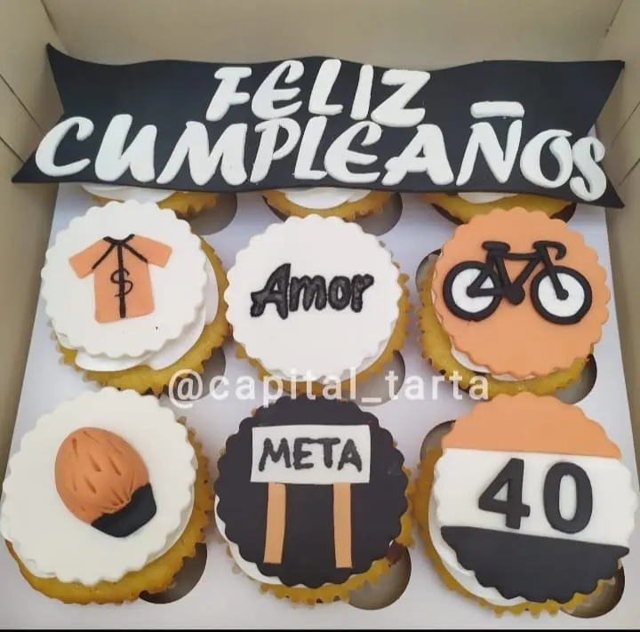 Cupcakes personalizados,decoracion Fondant y Crema, Elaborado por Pasteleria Capital Tarta 